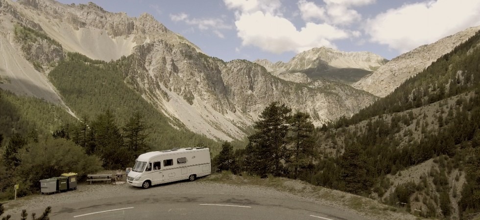 Trento Film Festival: vince la 'La Grand-Messe' e la montagna leggera'' dei camperisti che seguono il Tour de France